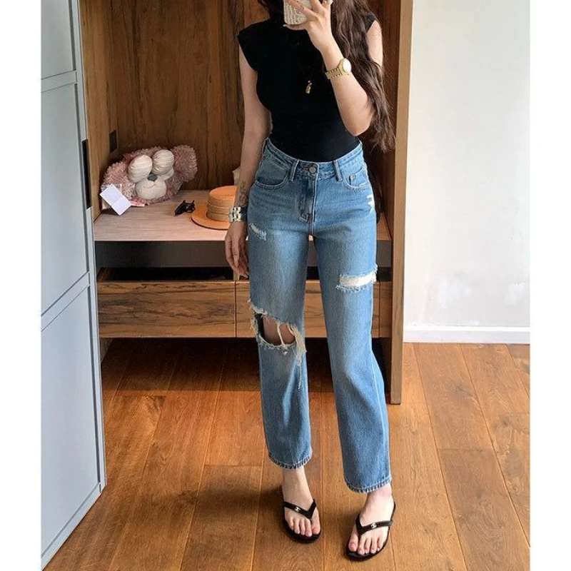 High End Narrow Cut Ripped Jeans for Women, 2026 Summer New High Waisted Slim Straight Leg Cropped Pants
High End Narrow Cut Ripped Jeans for Women, 2026 Summer New High Waisted Slim Straight Leg Cropped Pants