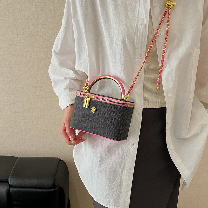 tote bag Fashionable new women's PU shoulder bag crossbody bag handbag bolsos de mujer сумка designer luxury bag bags for woman
tote bag Fashionable new women's PU shoulder bag crossbody bag handbag bolsos de mujer сумка designer luxury bag bags for woman