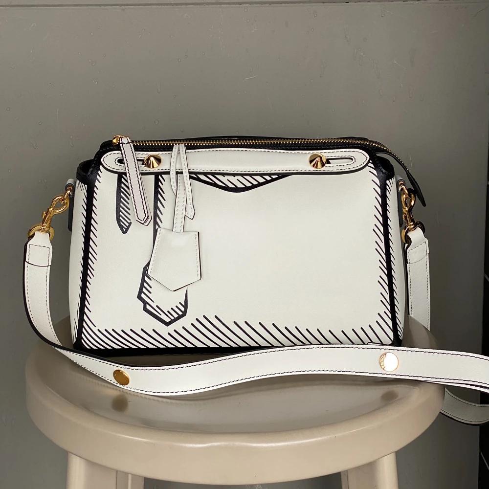 New High Quality Brand Crossbody Bags Ladies Shoulder Bag Luxury Designer Handbags for Womens Backpack 2025 Fashion
New High Quality Brand Crossbody Bags Ladies Shoulder Bag Luxury Designer Handbags for Womens Backpack 2025 Fashion