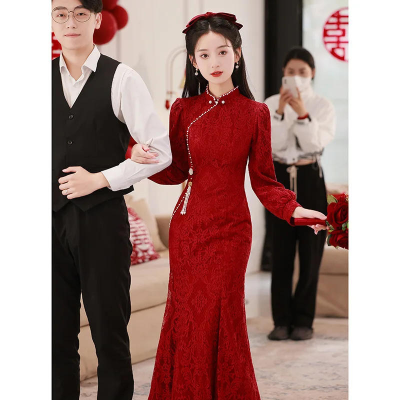 Ele Red Lace Long Sve Fi Tail Qipao Wedding Dr for Bride Engagement Par Favor Wine Serving Costume ort Sve
Ele Red Lace Long Sve Fi Tail Qipao Wedding Dr for Bride Engagement Par Favor Wine Serving Costume ort Sve