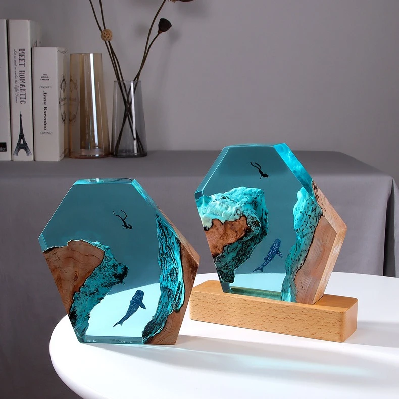 Underwater World Whale Diver Sculpture Creative Solid Wood Lamp Base Resin Home Decoration Artwork Exquisite Gift
Underwater World Whale Diver Sculpture Creative Solid Wood Lamp Base Resin Home Decoration Artwork Exquisite Gift