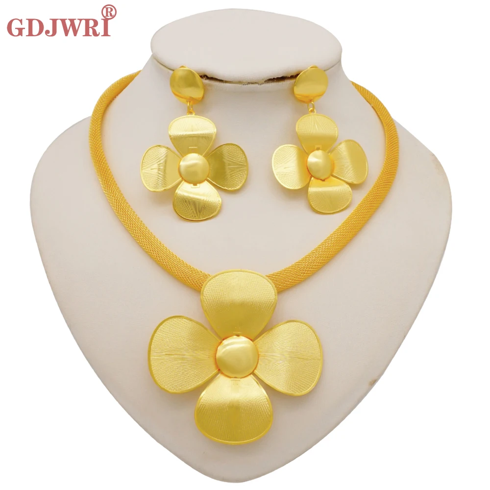 Fine Italian Dubai Gold Color Jewelry Set Flower Necklace Earings Set African Bride Jewellery For Women Wedding Party Gifts
Fine Italian Dubai Gold Color Jewelry Set Flower Necklace Earings Set African Bride Jewellery For Women Wedding Party Gifts