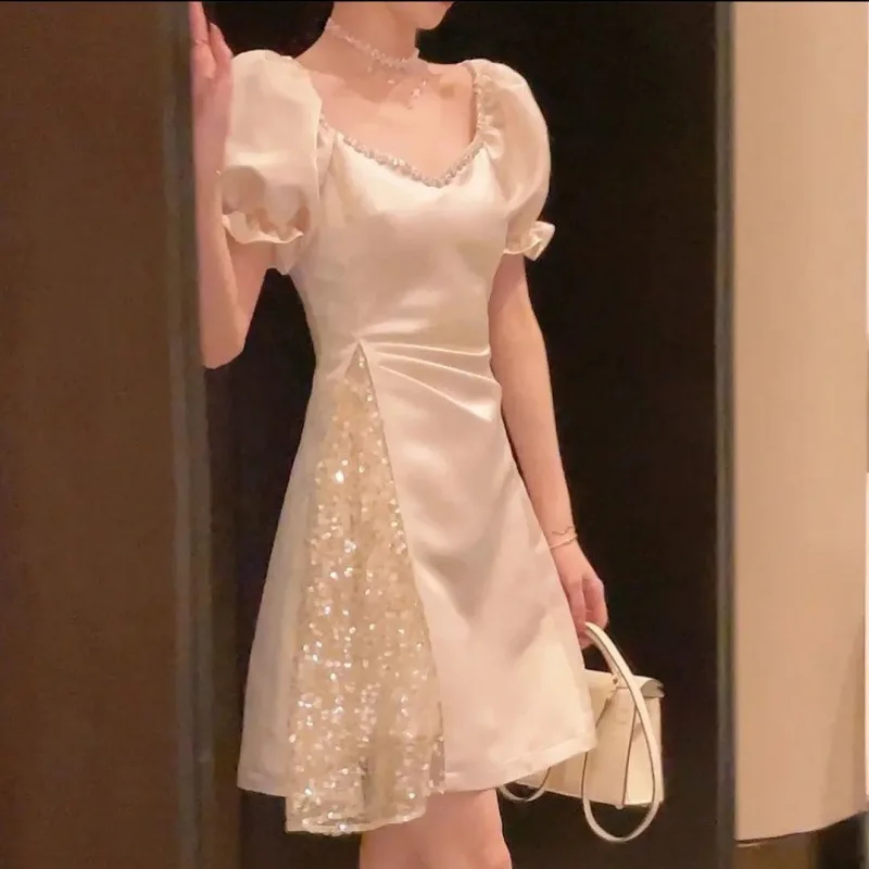 Luxurious and Elegant Dress2025New Waist-Cinching Slimming Elegant Socialite Design Pure Desire Style Rhinestone Short Dress
Luxurious and Elegant Dress2025New Waist-Cinching Slimming Elegant Socialite Design Pure Desire Style Rhinestone Short Dress