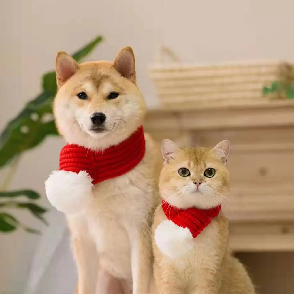 Красный вязаный шарф с рождественским домашним животным, белые помпоны, шарфы для кошек и собак, новогодний теплый зимний подарок для домашних животных 
Красный вязаный шарф с рождественским домашним животным, белые помпоны, шарфы для кошек и собак, новогодний теплый зимний подарок для домашних животных