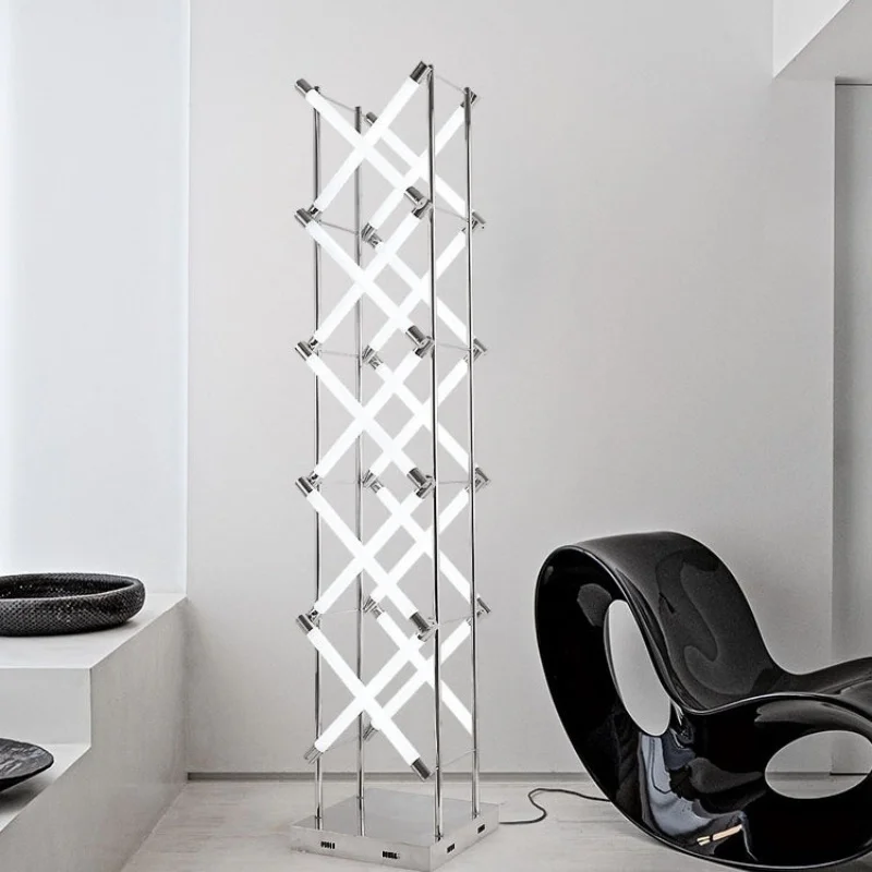 Living room sofa side Mazza floor lamp designer sales office model room high-end stainless steel vertical floor lamp 
Living room sofa side Mazza floor lamp designer sales office model room high-end stainless steel vertical floor lamp