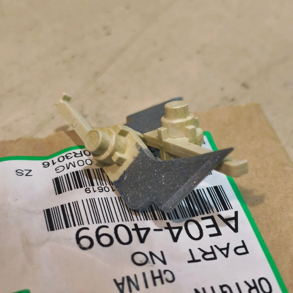 35pcs. AE044099 AE04-4099 Upper Fuser Separation Claw PICKER FINGER for Ricoh MP4000 MP4001 MP4002 MP5000 MP5001 MP5002 4002SP
35pcs. AE044099 AE04-4099 Upper Fuser Separation Claw PICKER FINGER for Ricoh MP4000 MP4001 MP4002 MP5000 MP5001 MP5002 4002SP