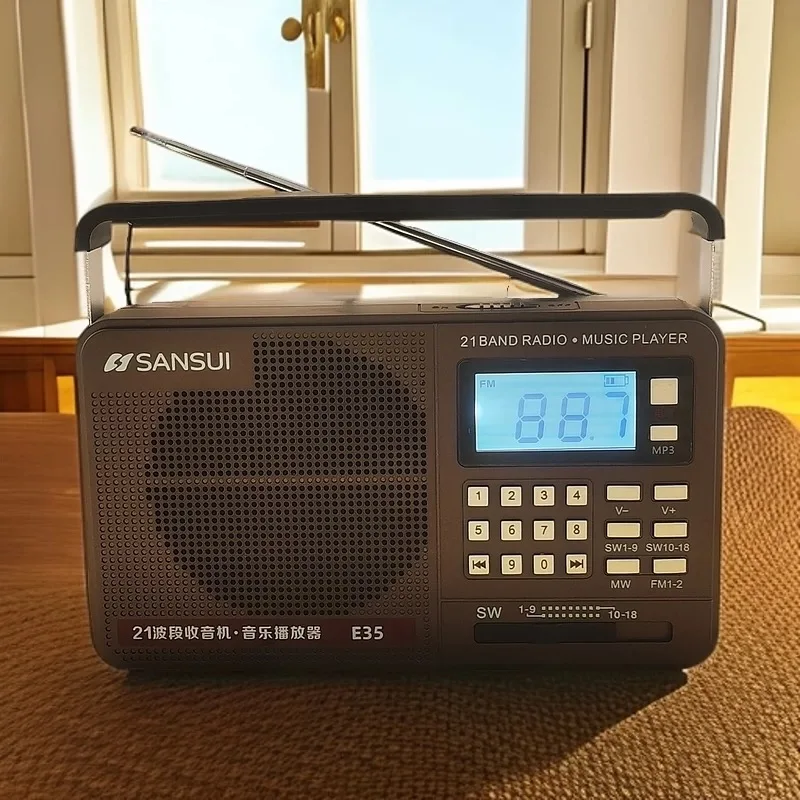 Портативная зарядная радиостанция, 21-диапазонный цифровой дисплей, FM, средневолновая коротковолновая подключаемая карта, динамик
Портативная зарядная радиостанция, 21-диапазонный цифровой дисплей, FM, средневолновая коротковолновая подключаемая карта, динамик