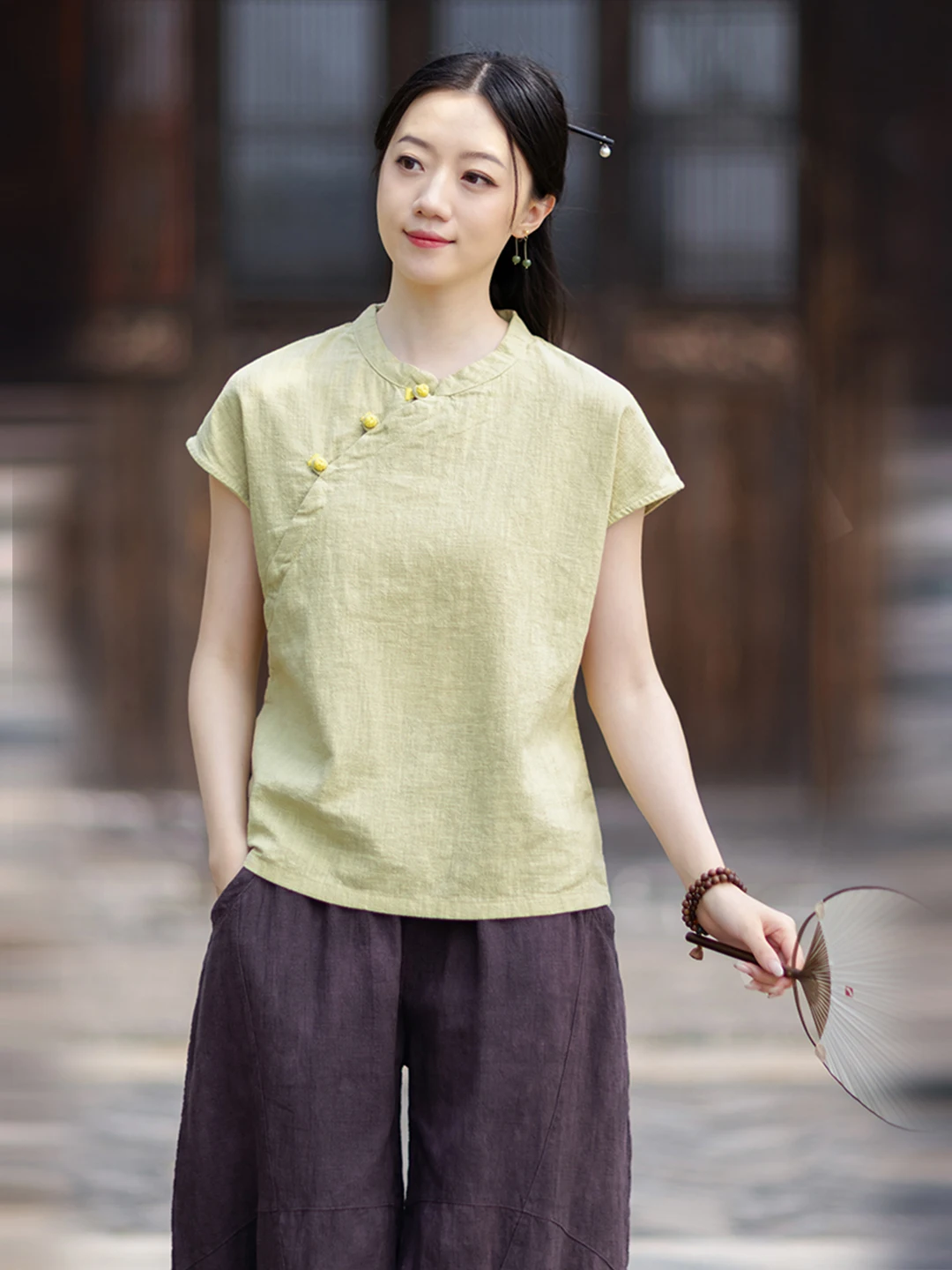 New Summer Cotton Linen Short Sleeve Shirt Irregular Splicing Color Collision Buttonless Women's Loose Fit Breathable round N...
New Summer Cotton Linen Short Sleeve Shirt Irregular Splicing Color Collision Buttonless Women's Loose Fit Breathable round N...