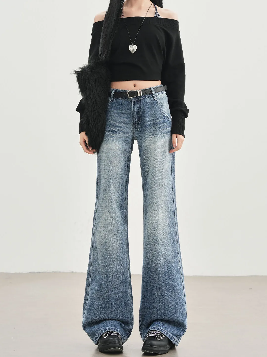 American Retro Bell Bottom Jeans Women's New 2025 Slimming Low Waist Straight Leg Cotton Casual Pants Autumn Winter Fashion
American Retro Bell Bottom Jeans Women's New 2025 Slimming Low Waist Straight Leg Cotton Casual Pants Autumn Winter Fashion