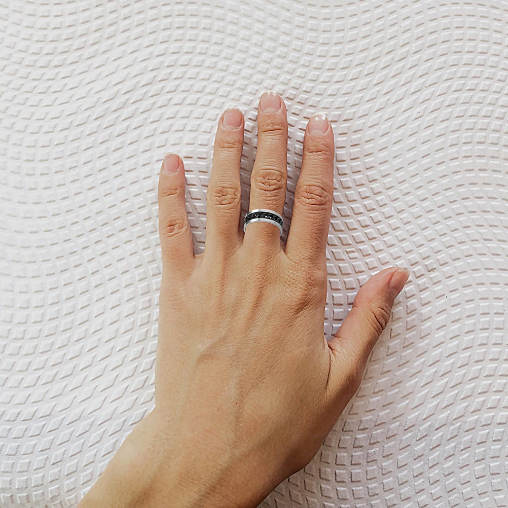 Color Changing Rings Durable Man Ring Practical Size Adjustable Gift Idea Jewelry For Men Women Boys GirlsRings
Color Changing Rings Durable Man Ring Practical Size Adjustable Gift Idea Jewelry For Men Women Boys GirlsRings