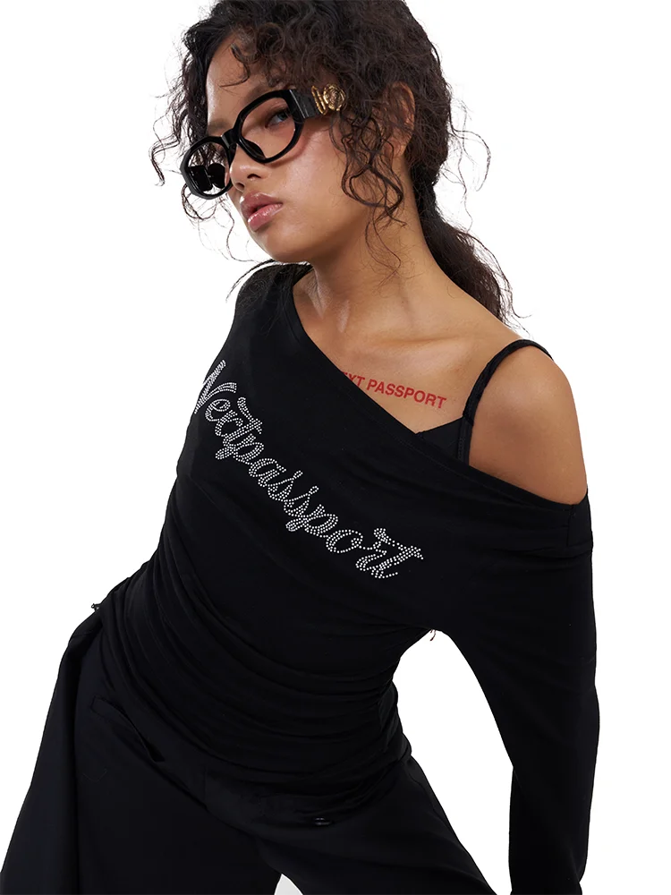 Эластичная облегающая базовая футболка с длинным рукавом, стразами и вырезом на одно плечо, из хлопка, для молодых женщин, зимняя одежда
Эластичная облегающая базовая футболка с длинным рукавом, стразами и вырезом на одно плечо, из хлопка, для молодых женщин, зимняя одежда