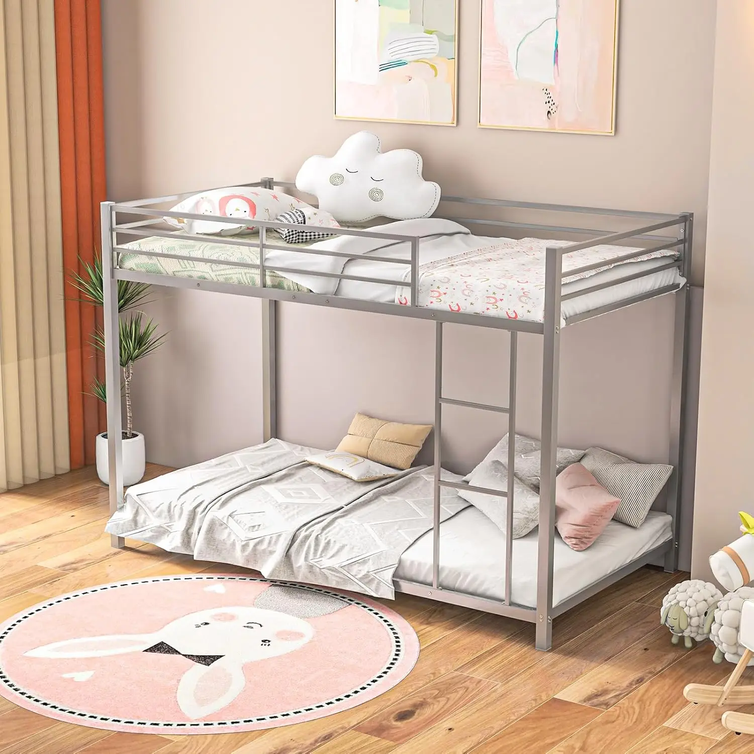 Металлическая двухъярусная кровать Twin Over Twin, низкопрофильный каркас двухъярусного кровати с лестницей и перилами полной длины, Компактный каркас двуспальной кровати
Металлическая двухъярусная кровать Twin Over Twin, низкопрофильный каркас двухъярусного кровати с лестницей и перилами полной длины, Компактный каркас двуспальной кровати