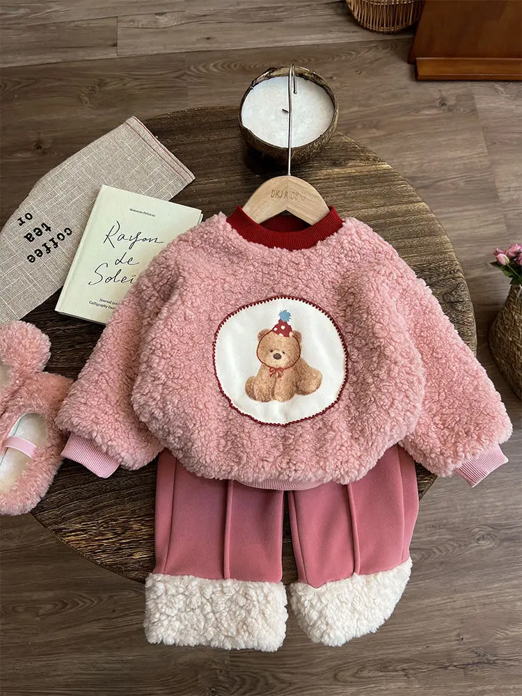 Baby Girls Children Suits Sportwear Winter Warm Plus Velvet Kids Fashion Girls casual Cartoon Cute Top Coat+Pants Child 2Pcs Set
Baby Girls Children Suits Sportwear Winter Warm Plus Velvet Kids Fashion Girls casual Cartoon Cute Top Coat+Pants Child 2Pcs Set