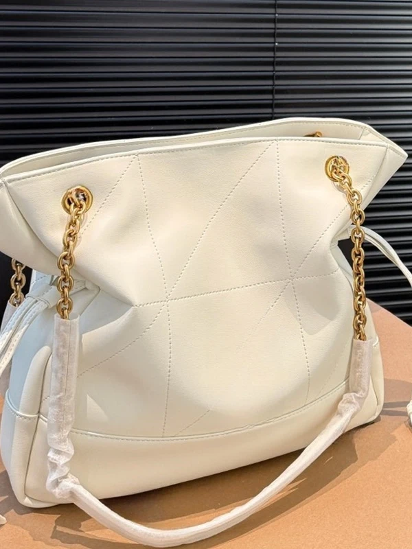 New 2025 Diamond id Underarm Women's oulder Bag Handbag B423 Casual Buet ape Medium Size Single Strap Leather Bag
New 2025 Diamond id Underarm Women's oulder Bag Handbag B423 Casual Buet ape Medium Size Single Strap Leather Bag