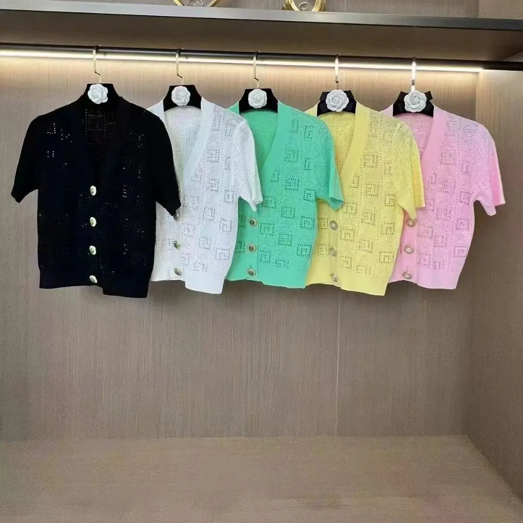 High Quality Women Summer New Vintage Metal Button Short Sleeve Knitted Cardigan Tops
High Quality Women Summer New Vintage Metal Button Short Sleeve Knitted Cardigan Tops