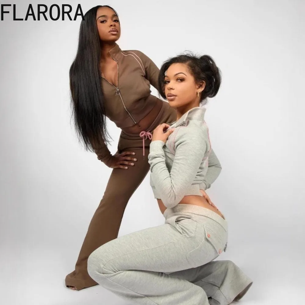 FLARORA Fashion Stripe Patchwork Two Piece Sets Woman Laper Long Sleeve Zip Crop Tops And Drawstring Pants Casual Sporty Outfits
FLARORA Fashion Stripe Patchwork Two Piece Sets Woman Laper Long Sleeve Zip Crop Tops And Drawstring Pants Casual Sporty Outfits