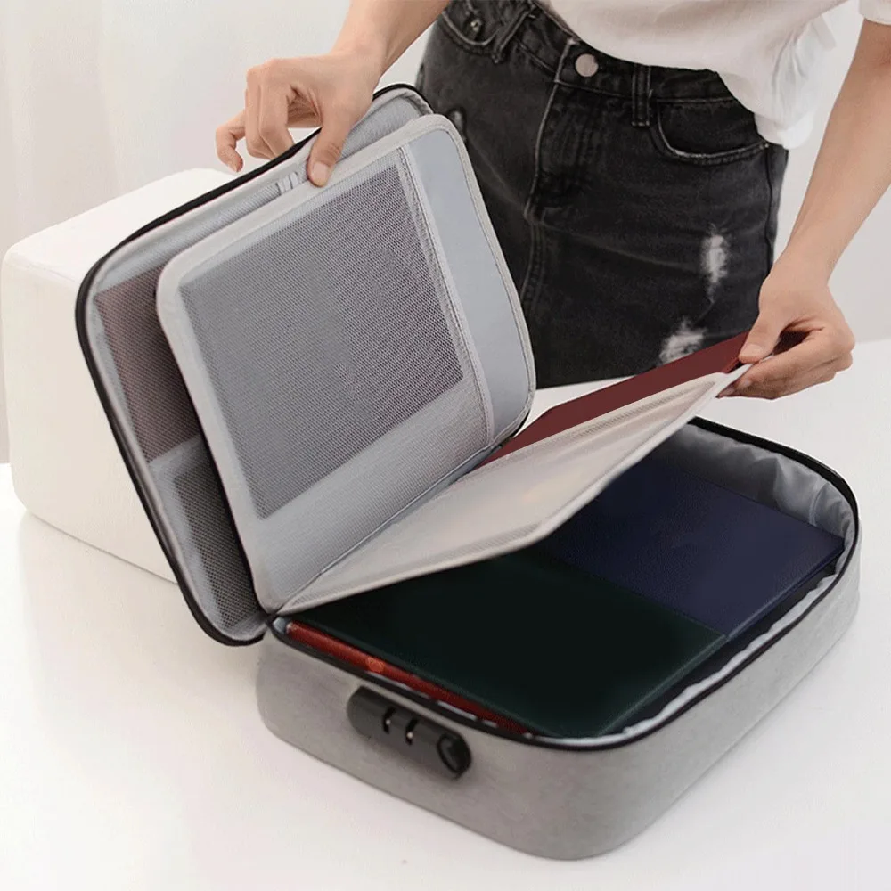 Large Capacity Document Storage Bag Multifunctional Durable Card Holder Case With Lock Multi-Layer Storage ID Card Wallet
Large Capacity Document Storage Bag Multifunctional Durable Card Holder Case With Lock Multi-Layer Storage ID Card Wallet