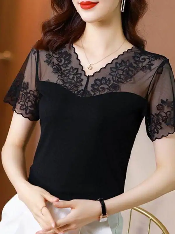 Black Lace Splice Summer New Women's Knitted Short Sleeve T-shirt Slimming Versatile Base Shirt V-neck Elastic Regular Fit
Black Lace Splice Summer New Women's Knitted Short Sleeve T-shirt Slimming Versatile Base Shirt V-neck Elastic Regular Fit