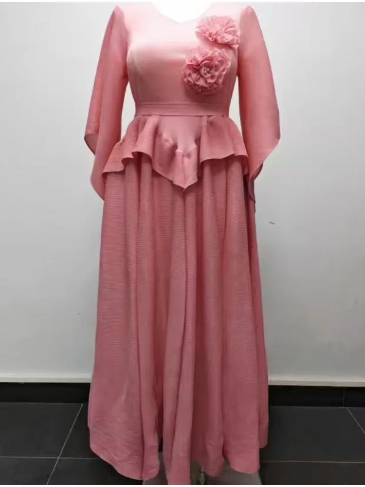 2025 New Miyake African Loose Women's Fashion Dress Casual Pleated Thin Versatile Fake Two-piece Dresses Women
2025 New Miyake African Loose Women's Fashion Dress Casual Pleated Thin Versatile Fake Two-piece Dresses Women