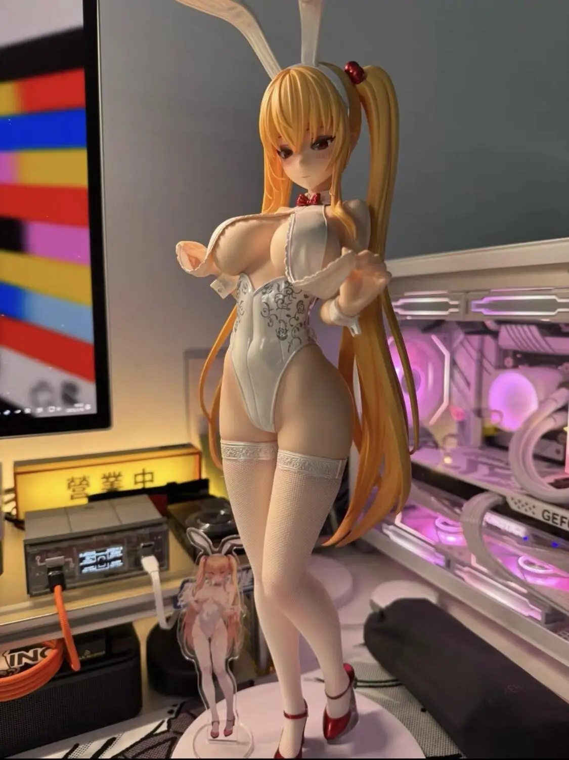 Genuine In Stock Bearpanda Lily 1/4 Rabbit Girl Real Silk Stockings Chasing Eye Figurine Model Toys For Gifts
Genuine In Stock Bearpanda Lily 1/4 Rabbit Girl Real Silk Stockings Chasing Eye Figurine Model Toys For Gifts