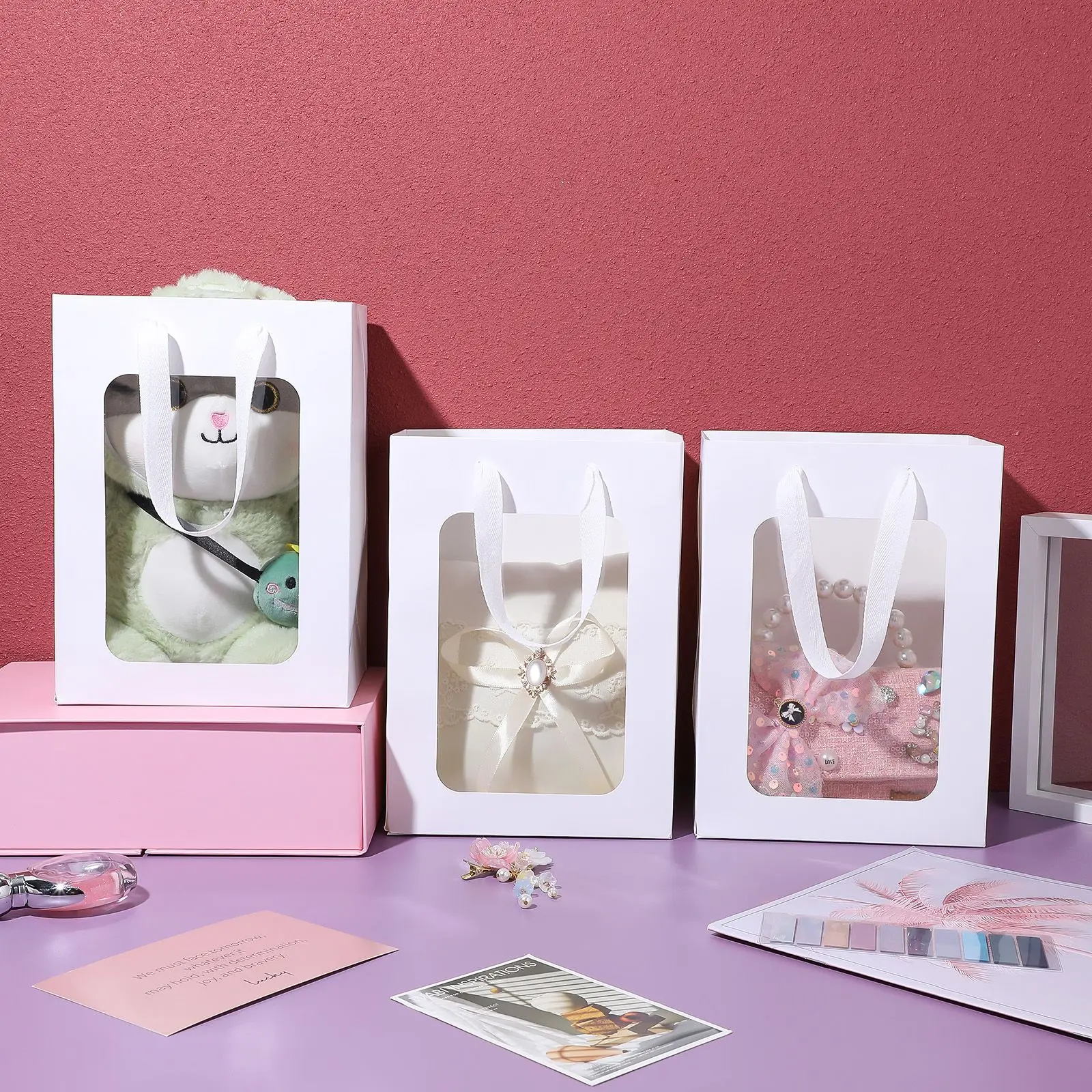 20 pcs Clear Gift White 18x13x25cm Present Transparent Treat Bags Handles Reusable Party Favor Packaging Wedding Bouquet Bags
20 pcs Clear Gift White 18x13x25cm Present Transparent Treat Bags Handles Reusable Party Favor Packaging Wedding Bouquet Bags