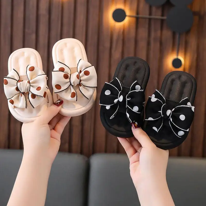 Kids'Casual Shoes Solid Color Bow EVA Summer Shoes For Children Anti-slip Soft Bottom Home Slipper White Black Shoes Size 24-35
Kids'Casual Shoes Solid Color Bow EVA Summer Shoes For Children Anti-slip Soft Bottom Home Slipper White Black Shoes Size 24-35