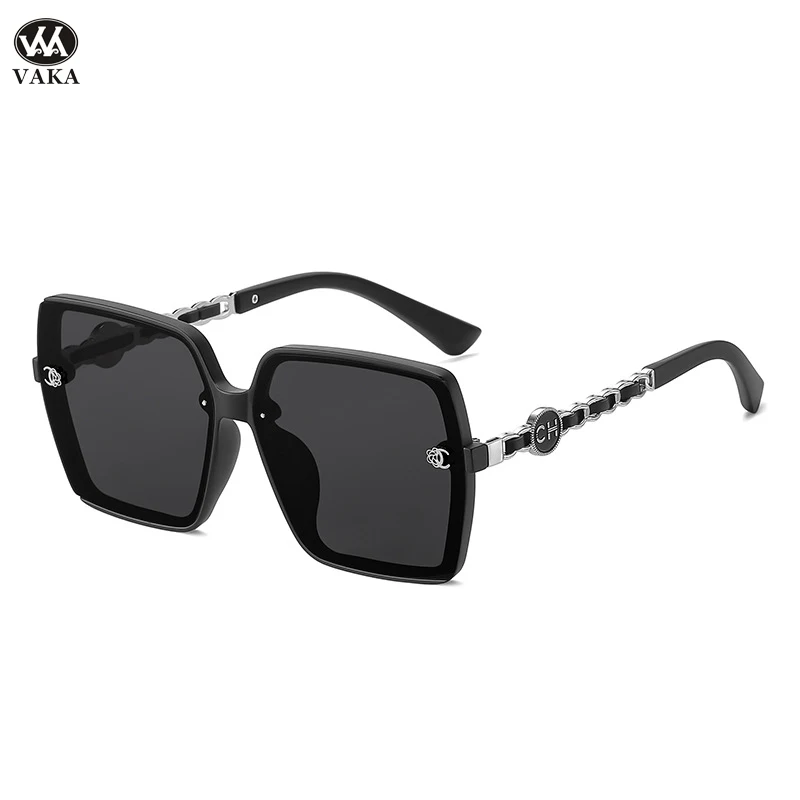2024 New Fashion Cool Sunglasses Women Luxury Brand Flowers Anti Strong Light Vintage Polarized Sun Glasses Ladies Gafas UV400
2024 New Fashion Cool Sunglasses Women Luxury Brand Flowers Anti Strong Light Vintage Polarized Sun Glasses Ladies Gafas UV400