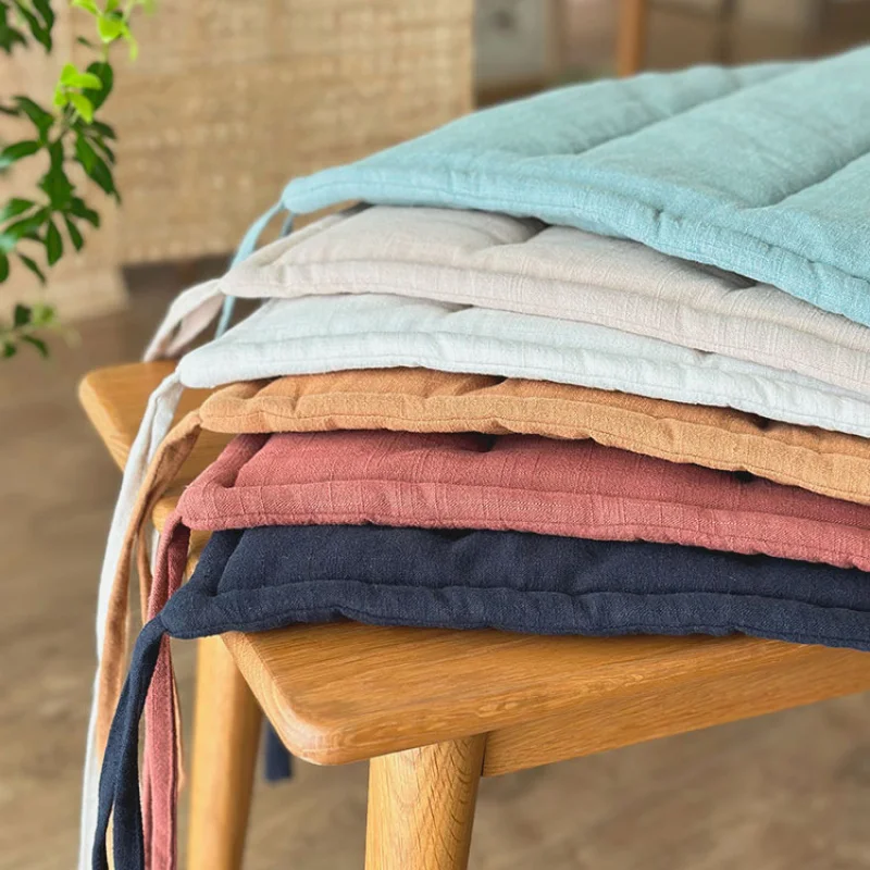 Simple Solid Color Breathable Ramie Cotton Chair Cushion, Non-Slip Seat Pad for Dining & Office, All Season Use
Simple Solid Color Breathable Ramie Cotton Chair Cushion, Non-Slip Seat Pad for Dining & Office, All Season Use