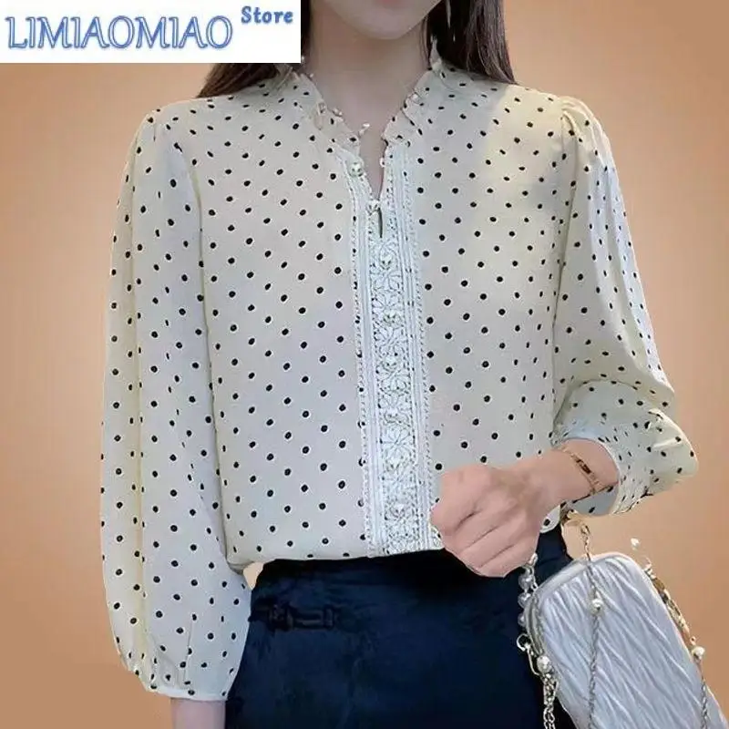 Women's Pullover Round Neck Chiffon Lace Patchwork Lantern Long Sleeve Polka Dot Button T-shirt Office Lady Spring Summer Tops
Women's Pullover Round Neck Chiffon Lace Patchwork Lantern Long Sleeve Polka Dot Button T-shirt Office Lady Spring Summer Tops