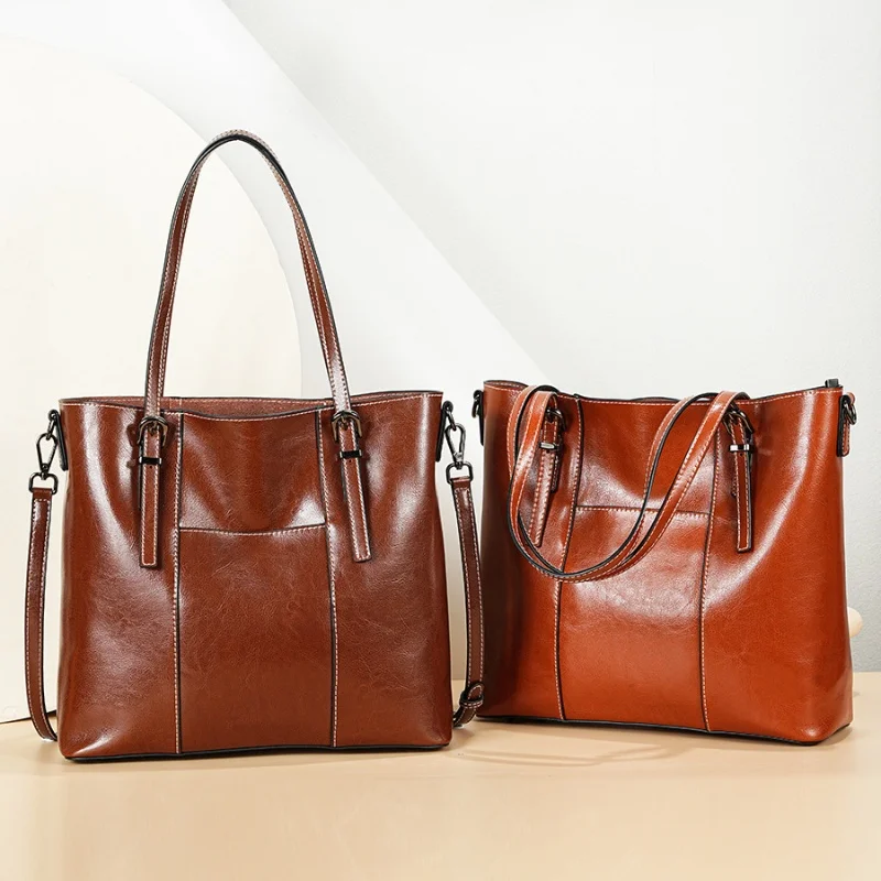 2025 High Quality Vintage Woman Genuine Leather Tote Large Capacity OL Handbag Travel Bag Wedding Party Bag Cowhide Shoulder Bag
2025 High Quality Vintage Woman Genuine Leather Tote Large Capacity OL Handbag Travel Bag Wedding Party Bag Cowhide Shoulder Bag