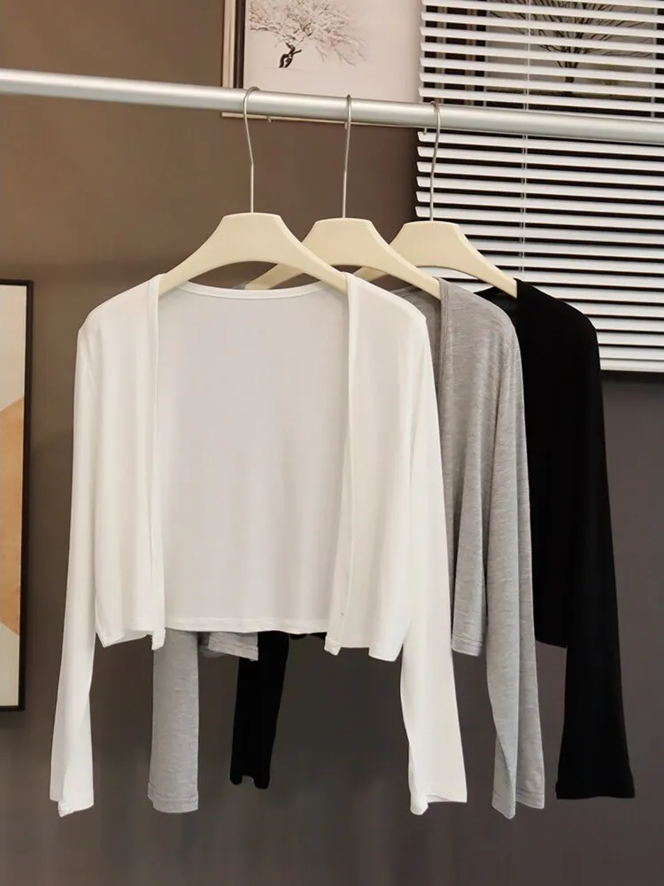 Spring Summer Short Style Air Conditioned Sun Protection Quality Women's Shawl French Style Straight Tube Long Sleeve Coat
Spring Summer Short Style Air Conditioned Sun Protection Quality Women's Shawl French Style Straight Tube Long Sleeve Coat