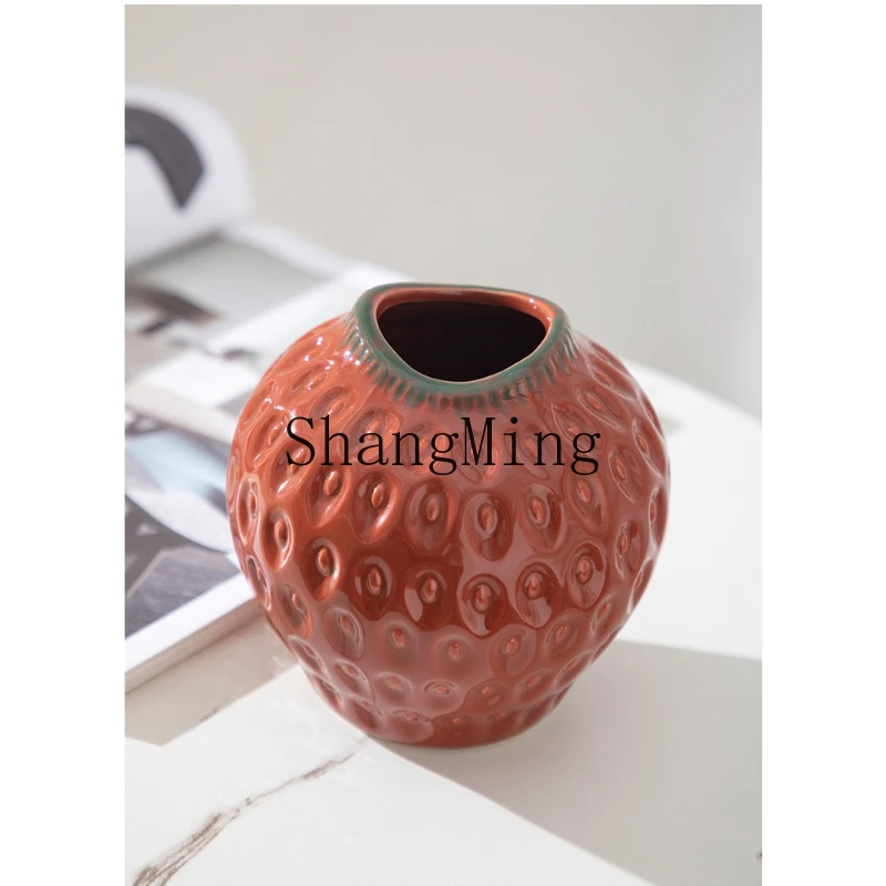 SM strawberry ceramic vase fruit ceramic handicrafts living room decoration ornament ins wind
SM strawberry ceramic vase fruit ceramic handicrafts living room decoration ornament ins wind