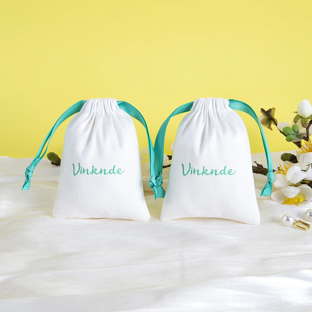Custom Logo Flannel Velvet Jewelry Bgas Gift Ribbon Drawstring Bag Packaging Cosmetic Pouch Wedding Birthday Dinner Party Sack
Custom Logo Flannel Velvet Jewelry Bgas Gift Ribbon Drawstring Bag Packaging Cosmetic Pouch Wedding Birthday Dinner Party Sack