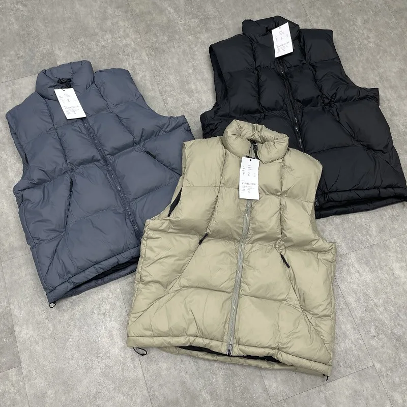 Sleeveless Goldwin Zipper Stand Collar Jackets Tank Tops Brear Vest Japan Men Women Winter Keep Warm Casual Jackets Vest Clothes
Sleeveless Goldwin Zipper Stand Collar Jackets Tank Tops Brear Vest Japan Men Women Winter Keep Warm Casual Jackets Vest Clothes