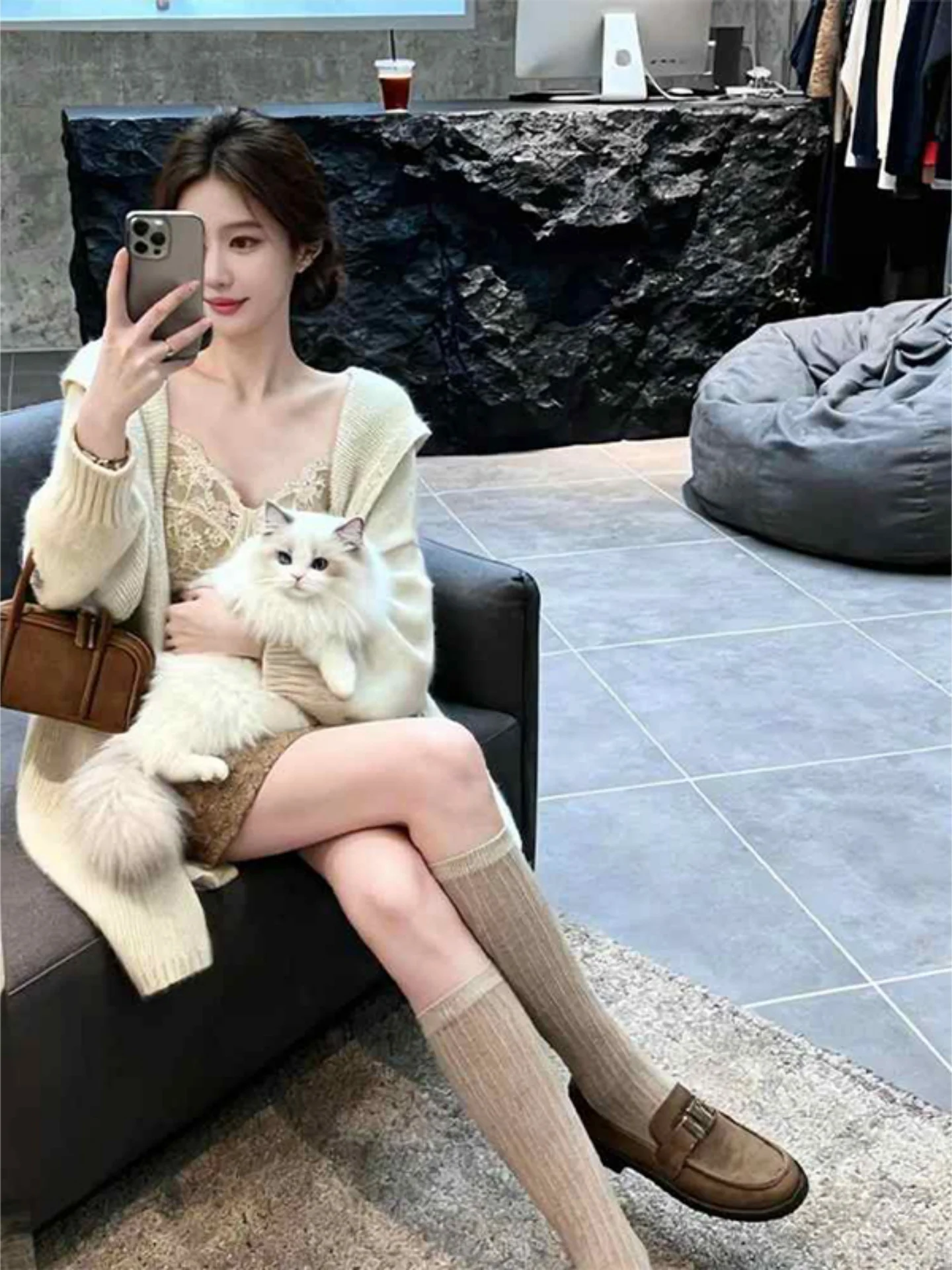 Korean Sle Lazy Lace Trim Set Women's Sweater Coat Skirt Spring Faionable Casual Wear High Waist round Ne Long Sve
Korean Sle Lazy Lace Trim Set Women's Sweater Coat Skirt Spring Faionable Casual Wear High Waist round Ne Long Sve
