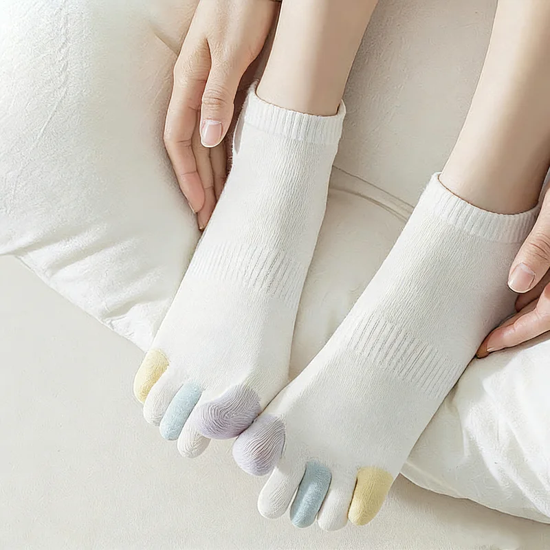 Summer Thin and Minimalist Five - Finger Socks for Women, Toe - Separated Candy - Colored Sweat - Absorbent Short Socks
Summer Thin and Minimalist Five - Finger Socks for Women, Toe - Separated Candy - Colored Sweat - Absorbent Short Socks