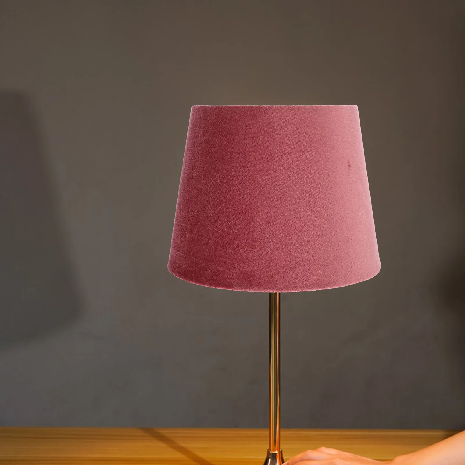 Linen Lampshade Cover E27 E14 Covers 2cm Hole Table Lamp Cover Shades Replacement Hotel Bedroom Decor 
Linen Lampshade Cover E27 E14 Covers 2cm Hole Table Lamp Cover Shades Replacement Hotel Bedroom Decor