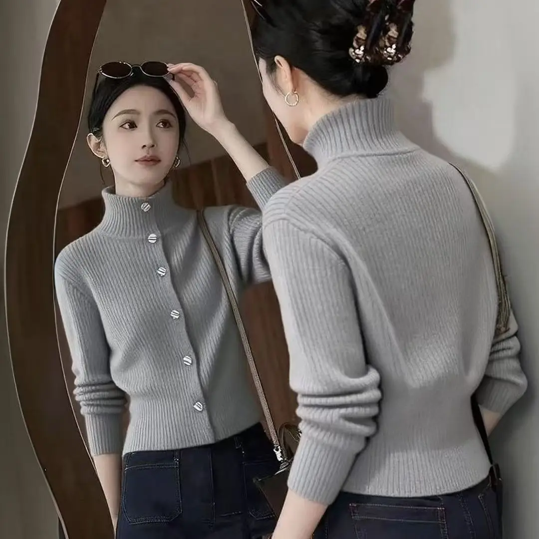 Chic Korean Style Women's Knitted Sweater Jacket Thin Outerwear High Collar Long Sleeve Color Spring Fashion 2026
Chic Korean Style Women's Knitted Sweater Jacket Thin Outerwear High Collar Long Sleeve Color Spring Fashion 2026