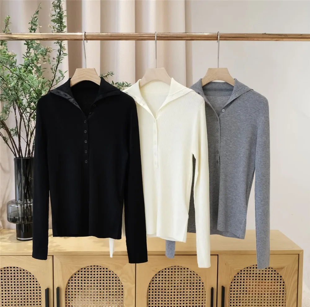 25 Spring New Knitted Half Open Chest Women's Casual Versatile Outerwear Thin Sweater
25 Spring New Knitted Half Open Chest Women's Casual Versatile Outerwear Thin Sweater