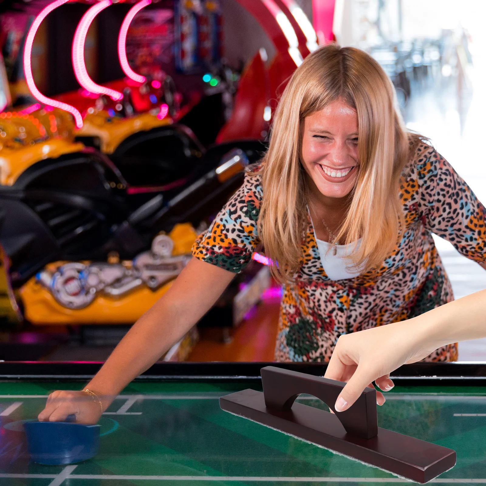 Shuffleboard Table Clean Brush Wooden Material with Dense Bristles for Accessories Care Ideal for Regular Pool Table Maintenance
Shuffleboard Table Clean Brush Wooden Material with Dense Bristles for Accessories Care Ideal for Regular Pool Table Maintenance