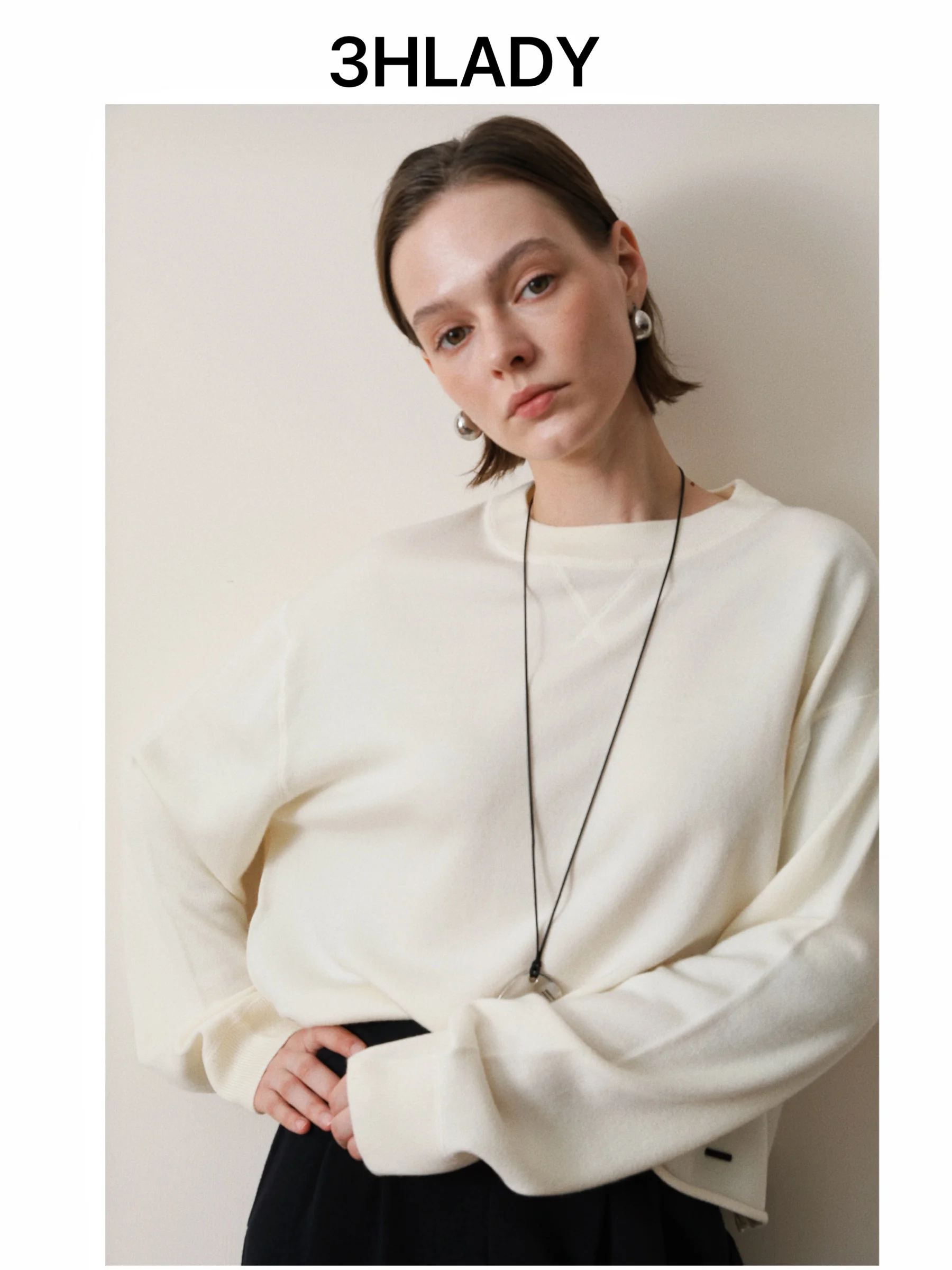 Ultrafine Merino Wool Chill Loose Fit Hoodie Style Knitted Sweater White Cleanfit Design Women's Spring Long Sleeve Regular L...
Ultrafine Merino Wool Chill Loose Fit Hoodie Style Knitted Sweater White Cleanfit Design Women's Spring Long Sleeve Regular L...