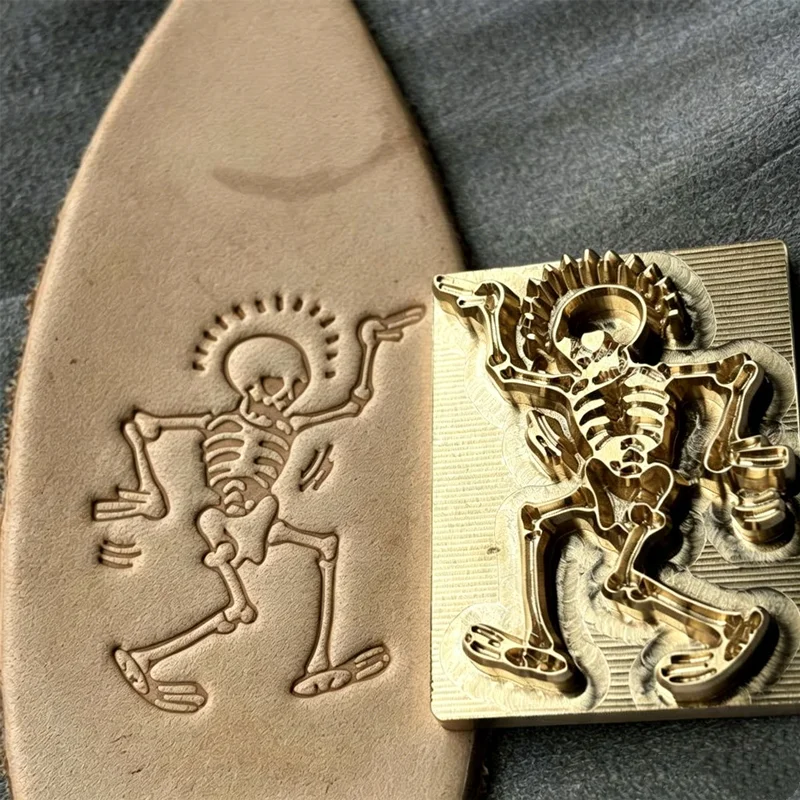 Brass Leather Hot Stamping Die – Funny Skull Logo Mold 40x30mm with M5 Thread for Gold Foil Embossing Machine
Brass Leather Hot Stamping Die – Funny Skull Logo Mold 40x30mm with M5 Thread for Gold Foil Embossing Machine