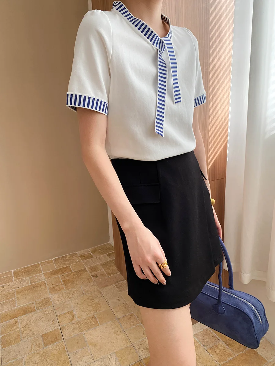 Spring and summer women's casual striped patchwork strap round neck short sleeved T-shirt
Spring and summer women's casual striped patchwork strap round neck short sleeved T-shirt