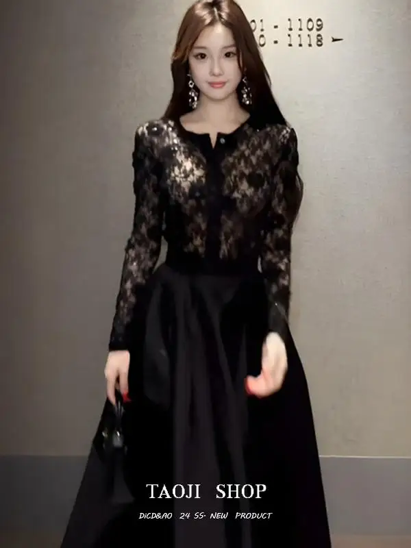 Elegant Fashionable Lace Slim Fit Top High Waist A-Line Skirt Two Piece Set for Women Autumn Black Color French Style
Elegant Fashionable Lace Slim Fit Top High Waist A-Line Skirt Two Piece Set for Women Autumn Black Color French Style