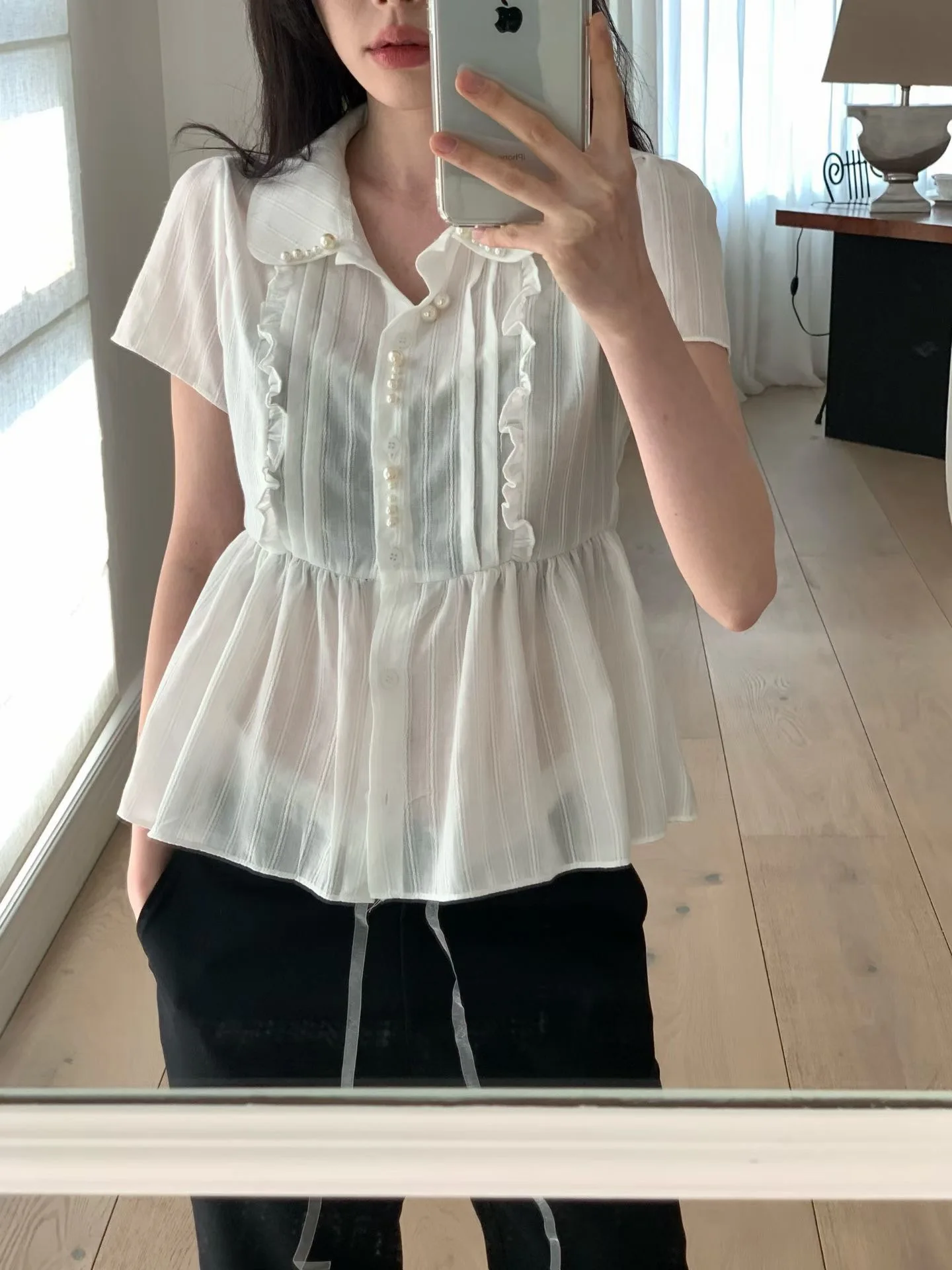 Dongda Gate Women's Shirt Summer 2026 New Style Lace Splicing Short Sleeve Collar Breathable Skin-Friendly Slim Fit
Dongda Gate Women's Shirt Summer 2026 New Style Lace Splicing Short Sleeve Collar Breathable Skin-Friendly Slim Fit