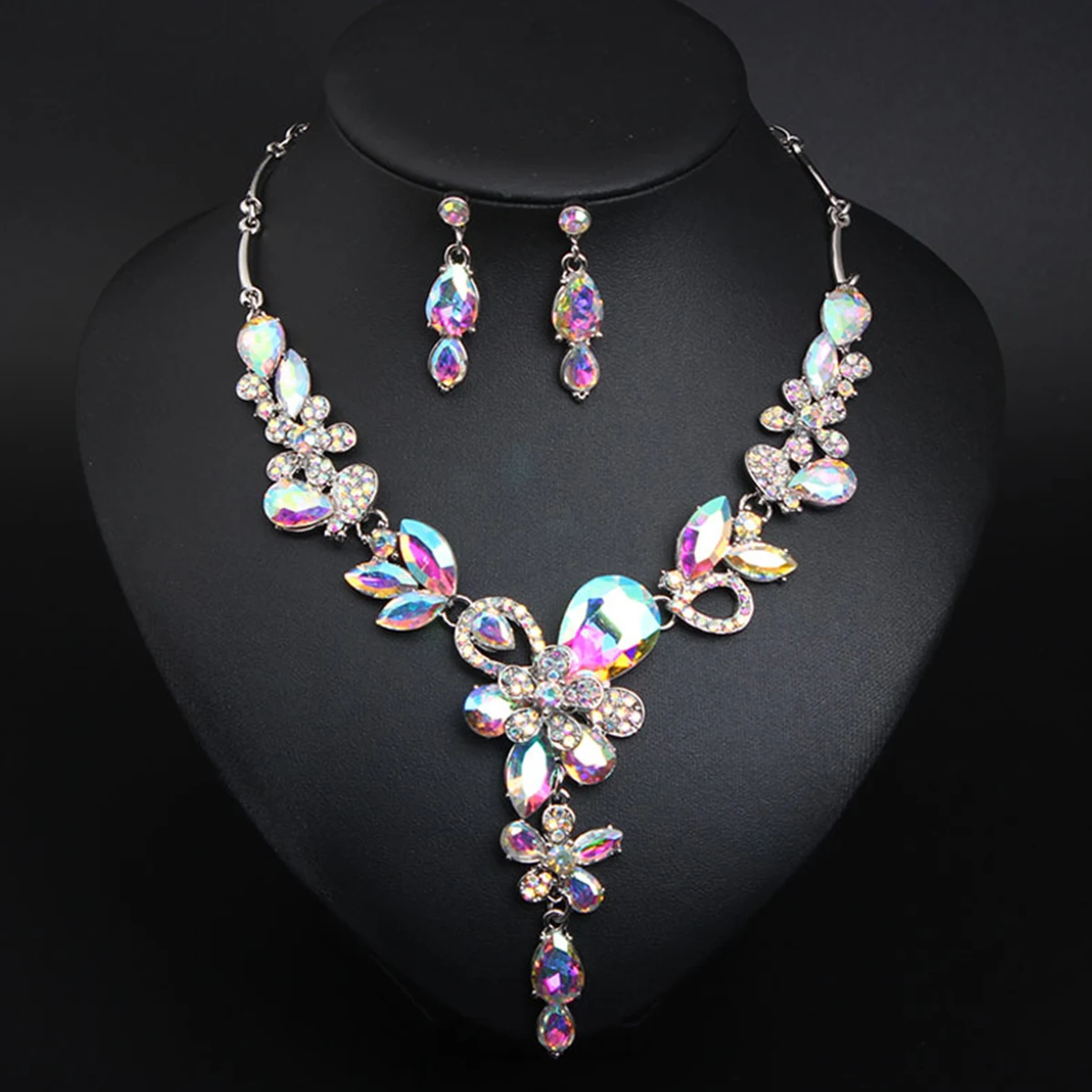 Trendy Super Flash Crystal Jewelry Set Banquet Light Luxury Glass Necklace Earring for Women Wedding Bridesmaid Accessories Gift
Trendy Super Flash Crystal Jewelry Set Banquet Light Luxury Glass Necklace Earring for Women Wedding Bridesmaid Accessories Gift