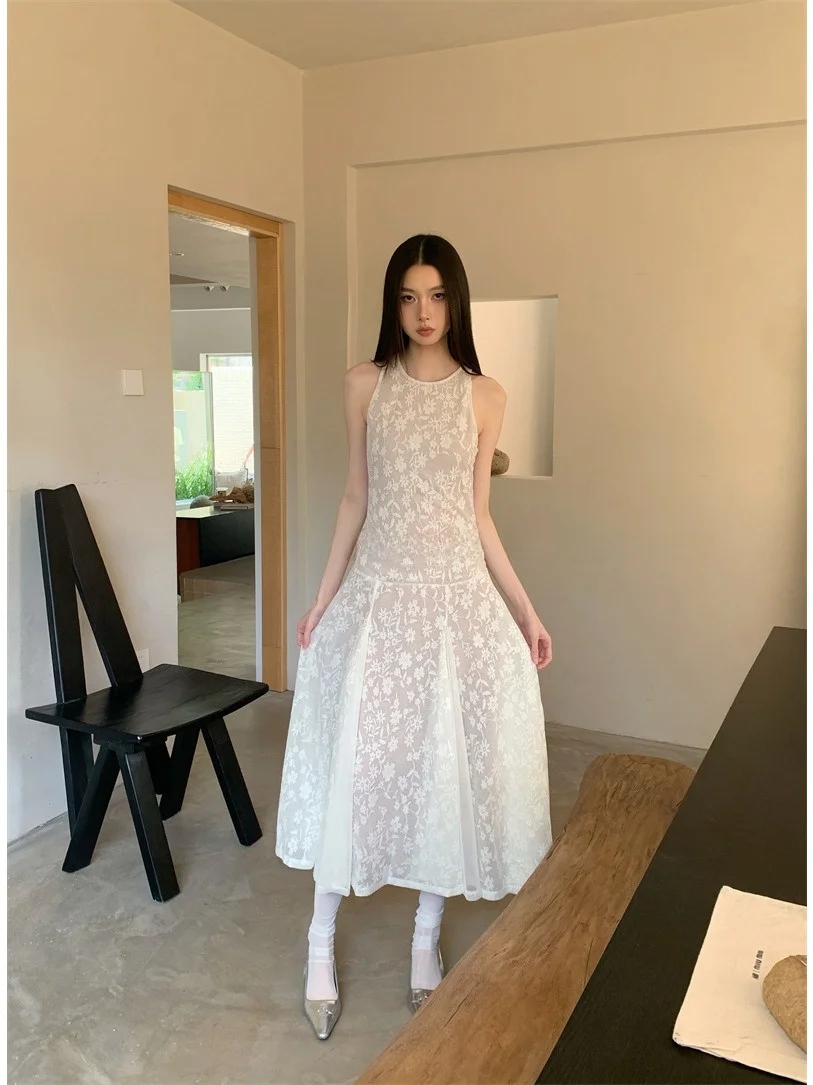 Mipaiyi Lace Embroidery Dress Women's Sleeveless Neck Hanging Slimming Holiday Style Pleated Skirt Long Dress Fashionable mid...
Mipaiyi Lace Embroidery Dress Women's Sleeveless Neck Hanging Slimming Holiday Style Pleated Skirt Long Dress Fashionable mid...