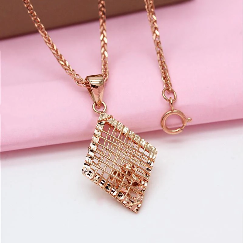 585 purple gold plated 14K rose rhombus type hollow ball pendant romantic creative charm jewelry wedding neckalce for woman
585 purple gold plated 14K rose rhombus type hollow ball pendant romantic creative charm jewelry wedding neckalce for woman