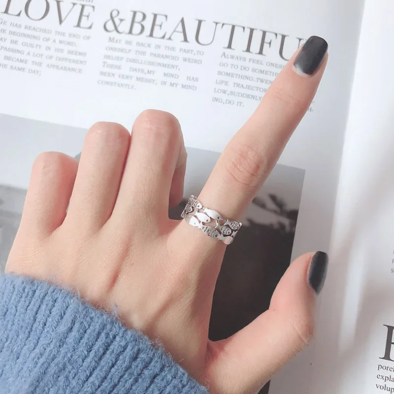 Multilayer Three Layer Retro Silver Fish Rings for Women Girls Gift Personality Adjustable Ring Ladies Boho Fine Jewelry Anillos
Multilayer Three Layer Retro Silver Fish Rings for Women Girls Gift Personality Adjustable Ring Ladies Boho Fine Jewelry Anillos