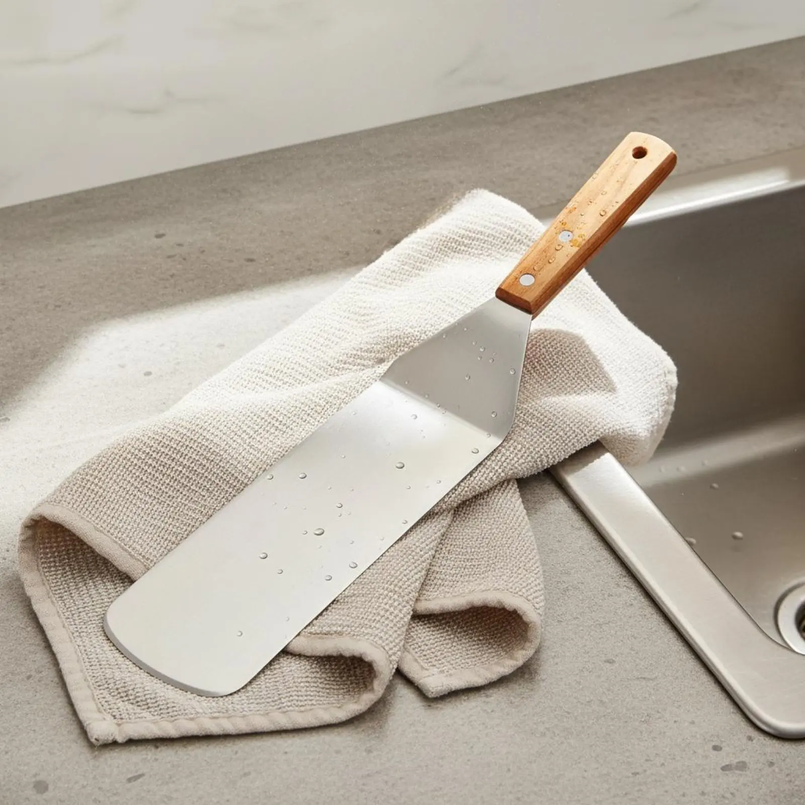 6 Pieces Wood Handle Steel Spatula Non-Reactive Stainless Steel Spatula Steak Turner Multi-Purpose Use Pancake Flipper Set
6 Pieces Wood Handle Steel Spatula Non-Reactive Stainless Steel Spatula Steak Turner Multi-Purpose Use Pancake Flipper Set